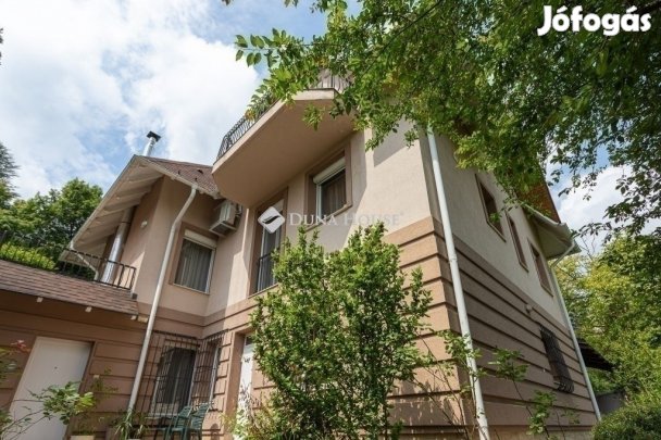 Eladó ház, Budapest 2. ker.