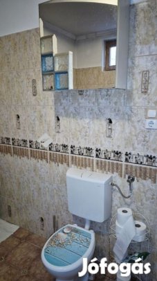 Eladó ház, Budapest 4. ker.