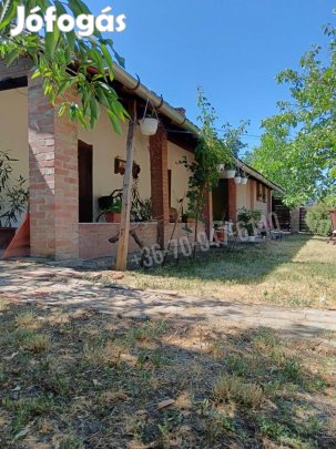 Eladó ház, Gyomaendrőd Endrőd, 18000000 Ft, 90 nm 221_bip