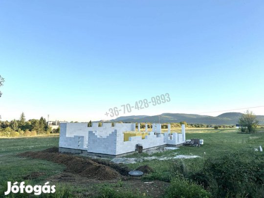 Eladó ház, Kismaros, 150000000 Ft, 150 nm 1829_pl