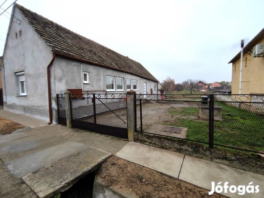 Eladó ház, Lánycsók Lánycsók, 28000000 Ft, 93 nm 986_sri