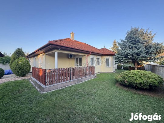 Eladó ház, Mosonszentmiklós, 94900000 Ft, 122 nm