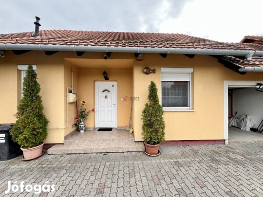 Eladó ház, Székesfehérvár Maroshegy, 94900000 Ft, 83 nm 157_rd