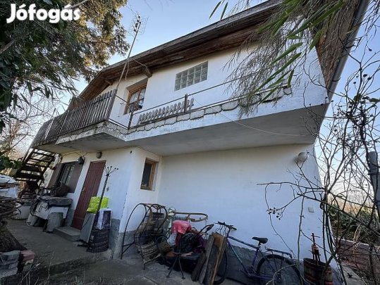 Eladó ház - Budakalász
