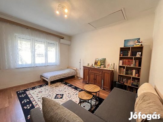 Eladó ház - Budapest III. kerület, Békásmegyer