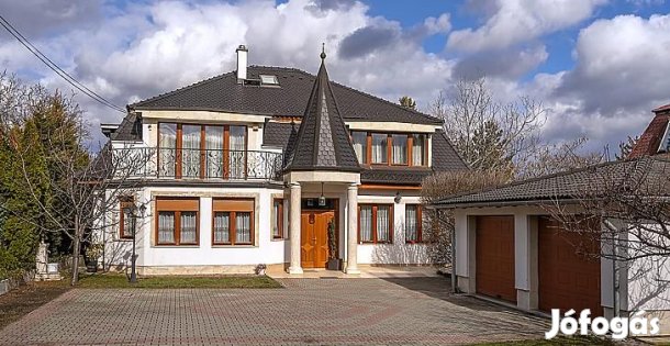 Eladó ház - Budapest III. kerület, Óbuda