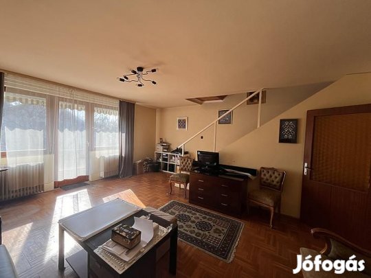 Eladó ház - Budapest III. kerület, Rómaifürdő