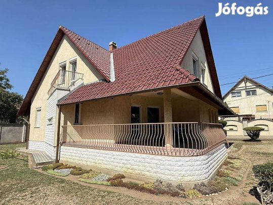 Eladó ház - Budapest XVI. kerület, Rákosszentmihály