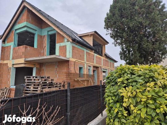 Eladó ház - Budapest XVI. kerület, Rákosszentmihály