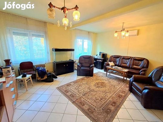 Eladó ház - Budapest XV. kerület, Rákospalota