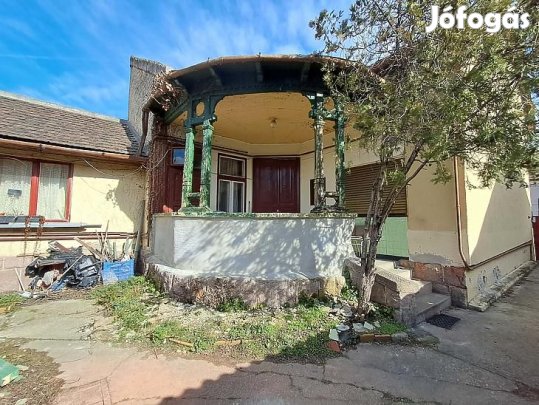 Eladó ház - Budapest XV. kerület, Rákospalota