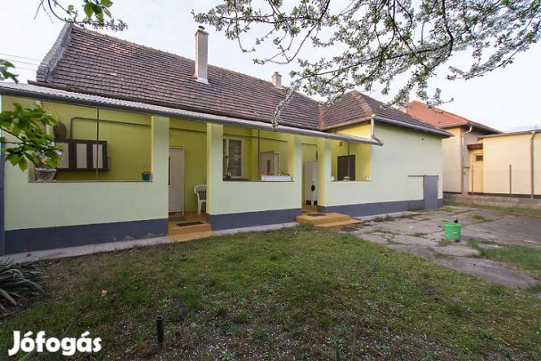 Eladó ház - Budapest XXI. kerület, Csepel-Kertváros