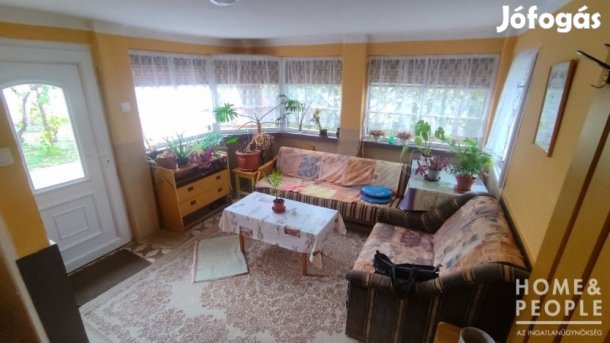 Eladó ház a központban Makón