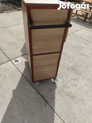 Eladó házilag gyártott műhely kocsi!