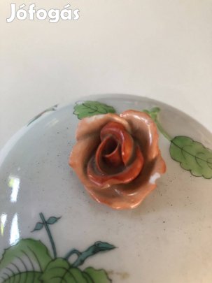 Eladó hecsedli mintás Herendi bombonier