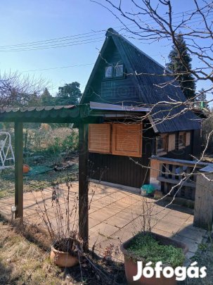 Eladó hétvégi nyaraló Síkvölgypusztán  a természet ölelésében
