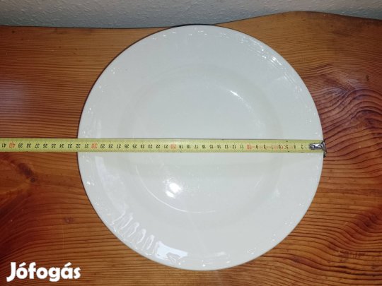 Eladó hibátlan fehér fali disztányérn Zalaegerszegen