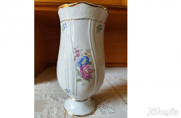 Eladó hollóházi porcelán