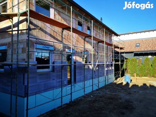 Eladó homlokzati állvány