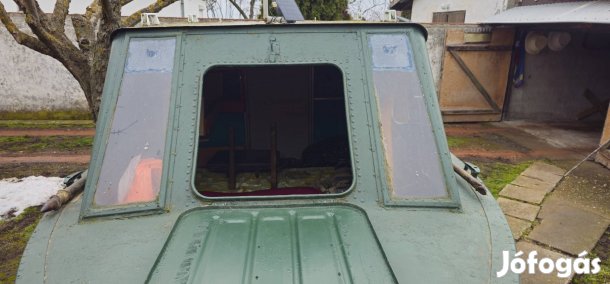 Eladó horgászcsónak motoral minden felszereléssel  futóval !