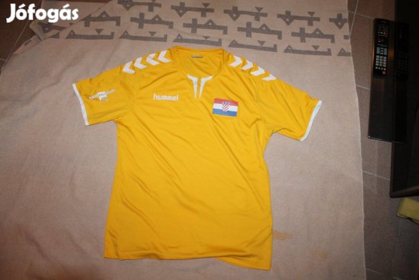 Eladó horvát zászlós Hummel mez