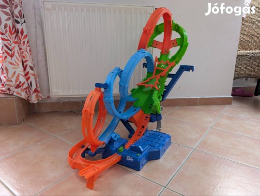Eladó hot wheels dupla dupla hurok pálya