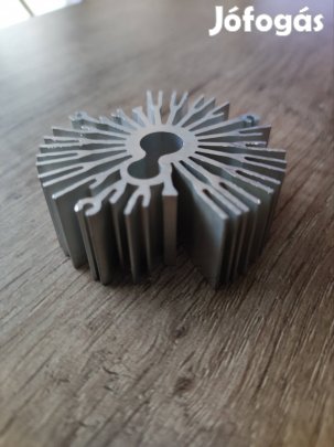 Eladó hűtő borda.