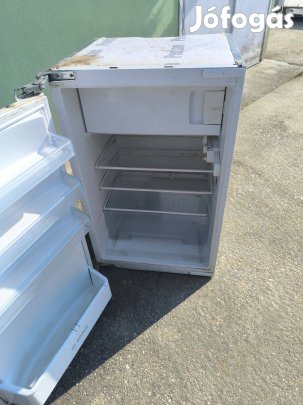 Eladó hűtő kicsi Bosch