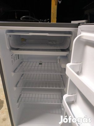 Eladó hűtő kicsi új comfeé
