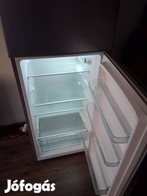 Elado hűtőszekrény