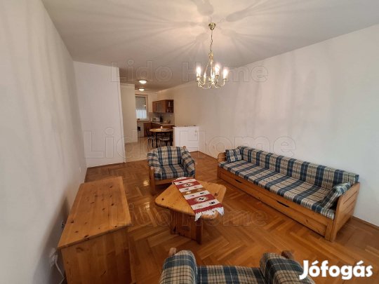 Eladó igényes tégla lakás Kaposváron a belvárosban, saját garázzsal!