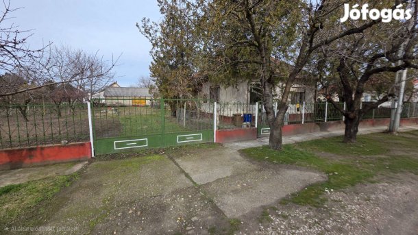 Eladó ingatlan Kerekegyházás