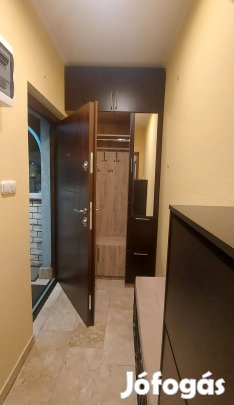 Eladó ingatlan Pesterzsébet,Bp.XX.kerületében csendes, békés környékén