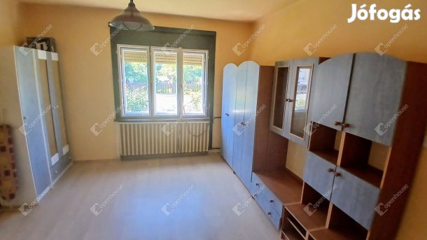 Eladó ingatlan, Alsónemesapáti