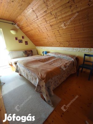 Eladó ingatlan, Alsóörs