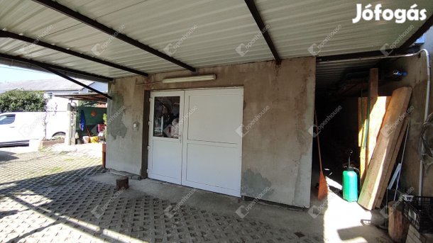 Eladó ingatlan, Balatonalmádi