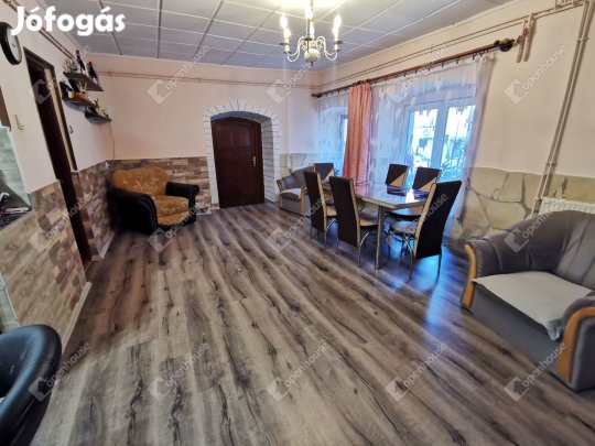 Eladó ingatlan, Balatonfüred