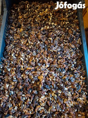 Eladó ipari dióbél