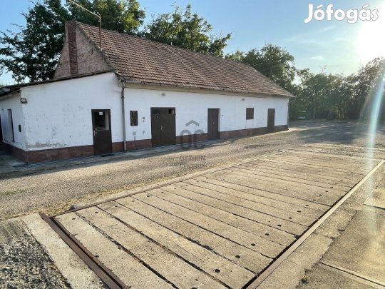 Eladó ipari ingatlan Kőröstetétlen