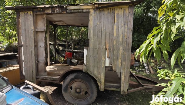 Eladó ipari lakókocsi/őrbódé masszív felújítási alap