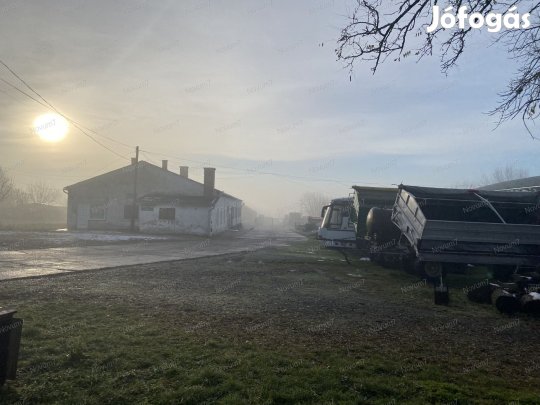 Eladó iparterület, Mágocs