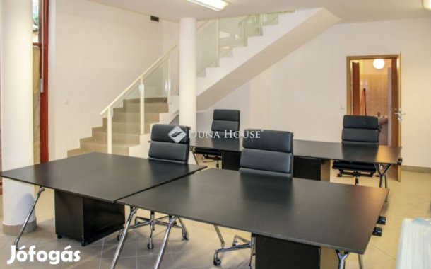 Eladó iroda, Debrecen