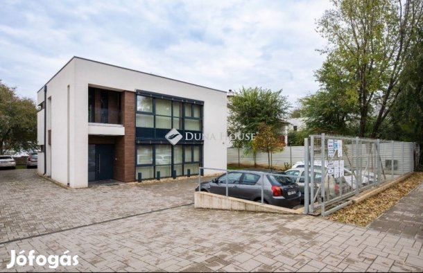 Eladó irodaépület, Debrecen