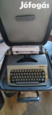 Eladó írógép