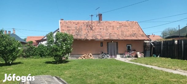 Eladó jászapátii családiház