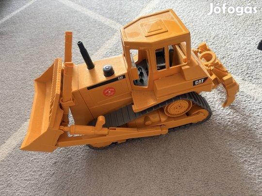 Eladó játék munkagépek