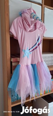 Eladó jelmezek és kiegészitők megegyezés szerint