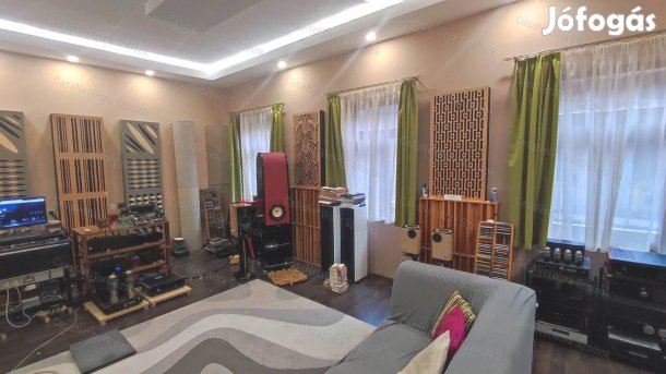 Eladó jó állapotú lakás Budapest 6. kerületében, a Csengery utcában!