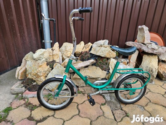 Eladó jó állapotú retro stílusú, zöld színű gyermekkerékpár