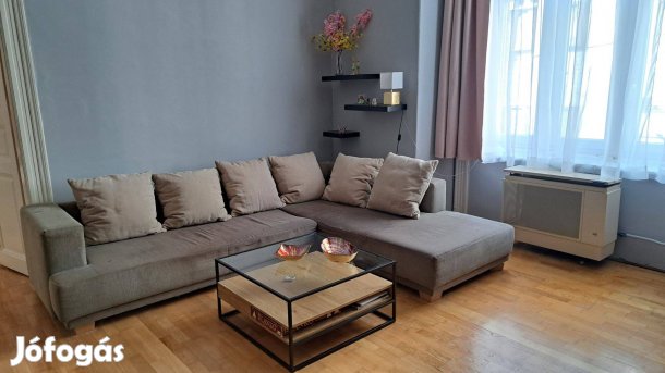Eladó kanapé, duplaággyá alakítható, ágyneműtartóval